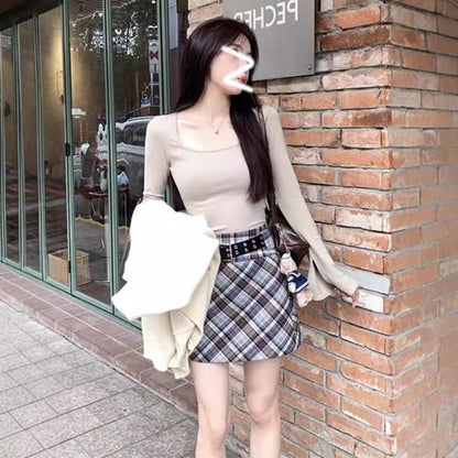 Plain Scoop-Neck Long-Sleeved T-Shirt
