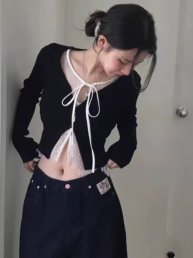 V-Neck Lace Trim Knit Top