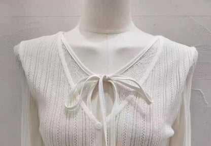V-Neck Lace Trim Knit Top