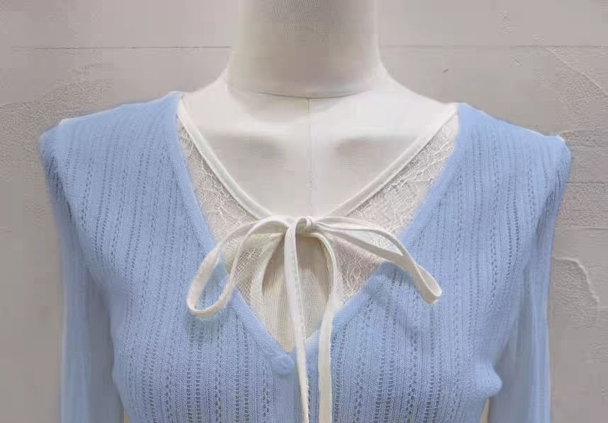 V-Neck Lace Trim Knit Top