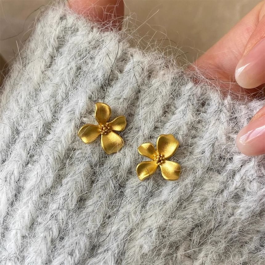 Ear Flower Stud