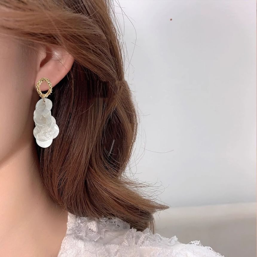 Fringed Earring Drop Shell