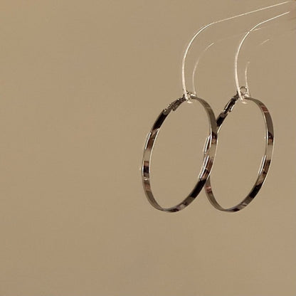 Leverback Earring Shiny Hoop
