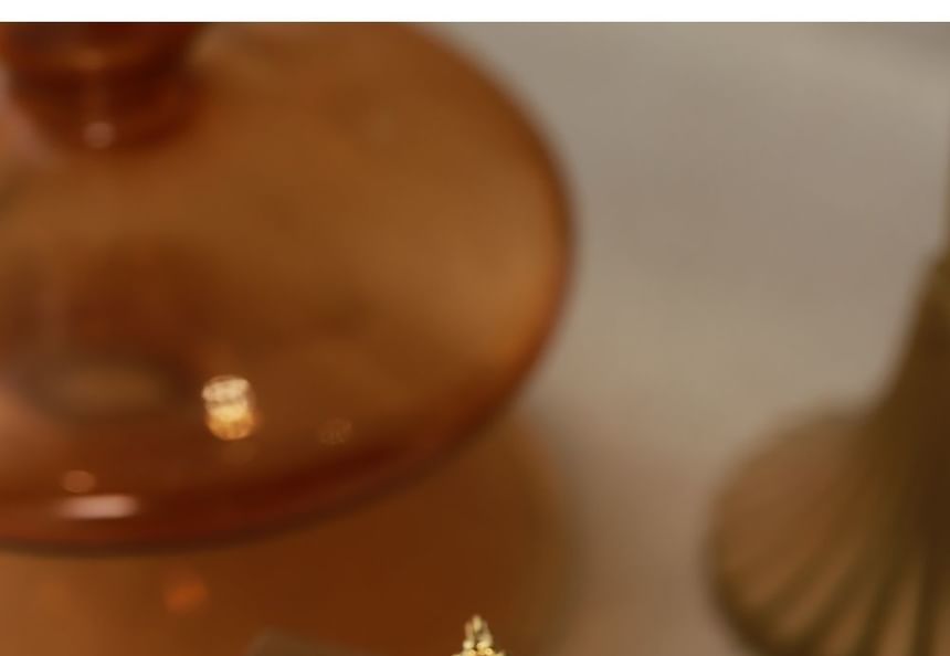 Huggie Earring Rhinestone Flower