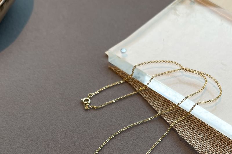 Rhinestone Pendant Necklace