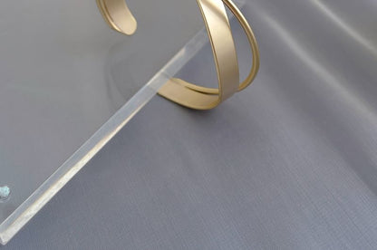 Plain Bangle Cross