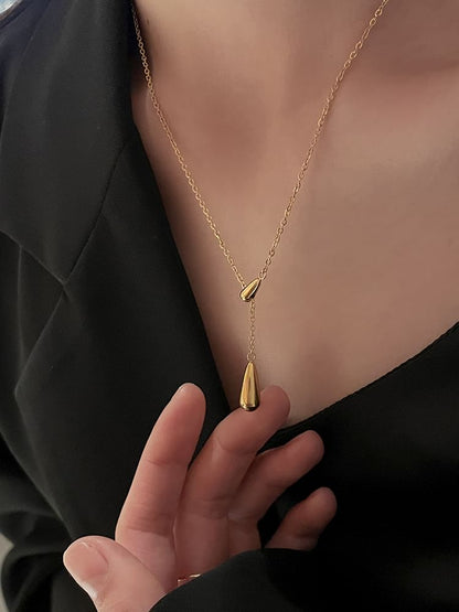 Pendant Teardrop Necklace