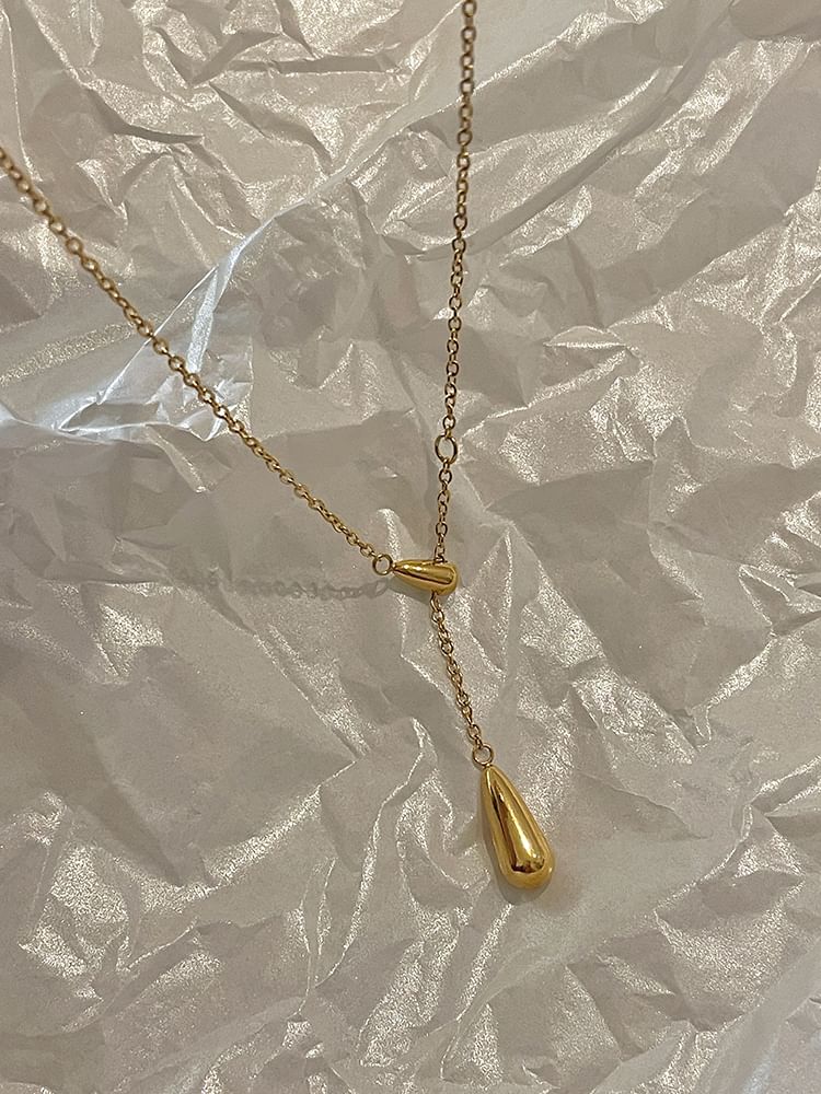 Pendant Teardrop Necklace