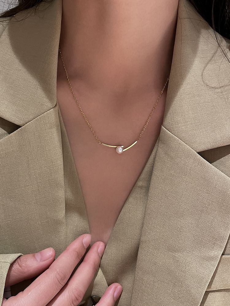 Pendant Necklace Faux Pearl