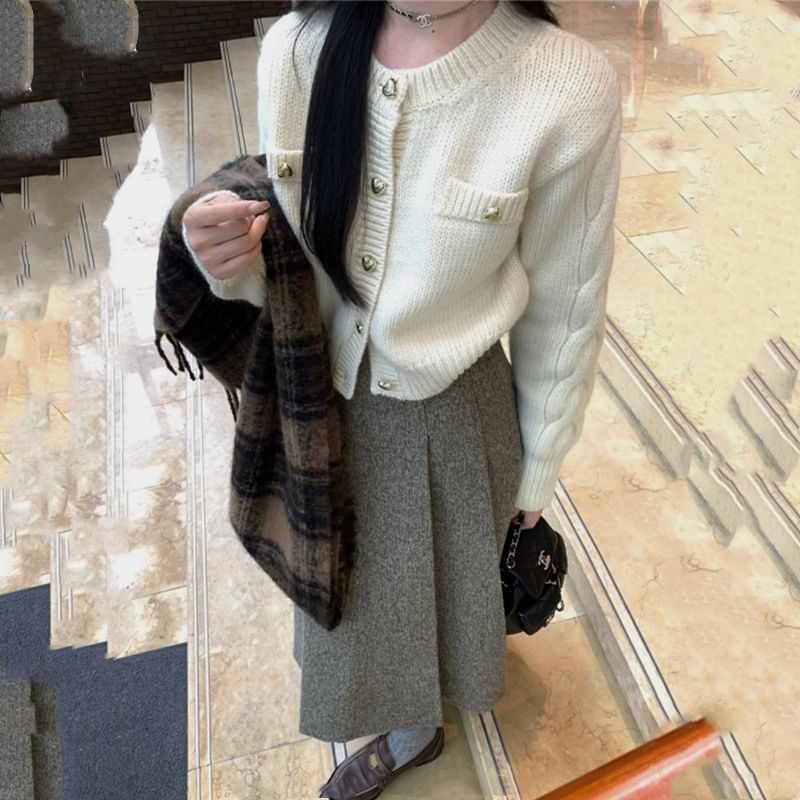 Crew Neck Button-Up Crop Cardigan