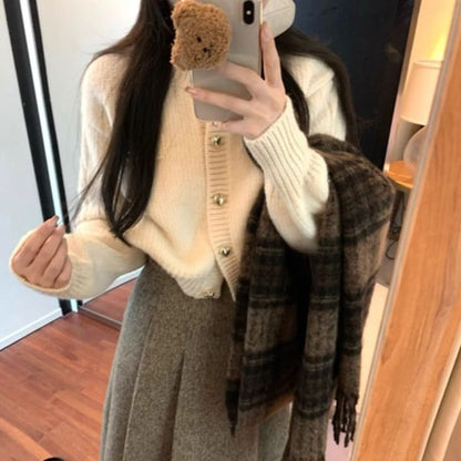 Crew Neck Button-Up Crop Cardigan