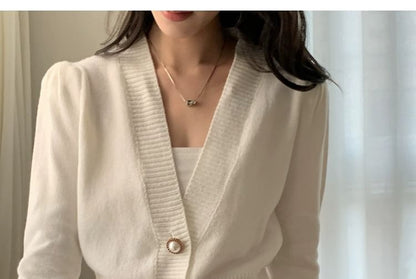 V-Neck Plain Faux Pearl Buttoned Crop Cardigan