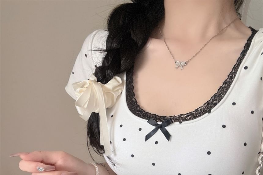 Dotted Lace-Trim Scoop-Neck Slim Cropped Short-Sleeved Tee