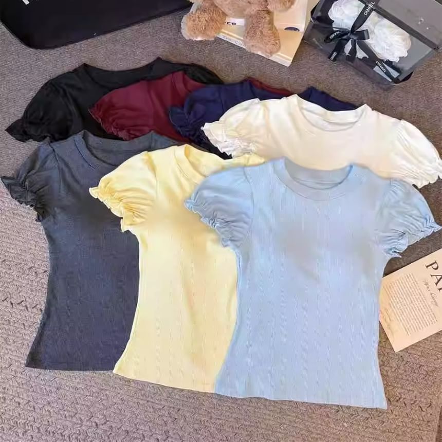 Plain Ribbed Padded Round-Neck Short-Sleeved Cropped Tee