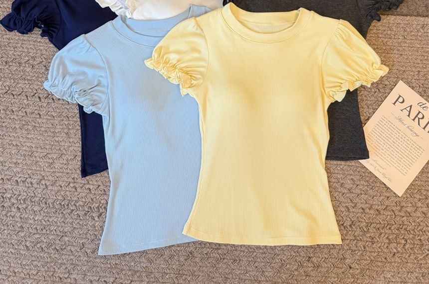 Plain Ribbed Padded Round-Neck Short-Sleeved Cropped Tee