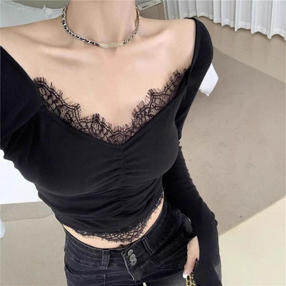 Plain Ruched Lace-Paneled V-Neck Cropped Long-Sleeved Top