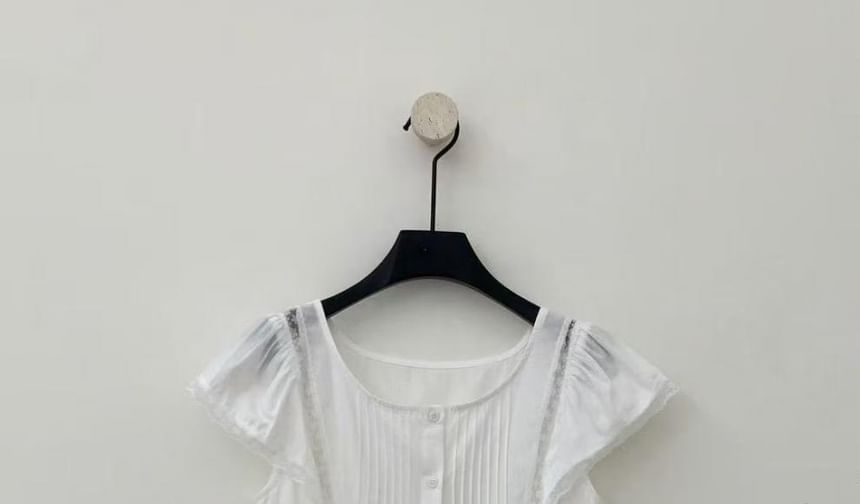 Cap-Sleeve Lace Trim Blouse