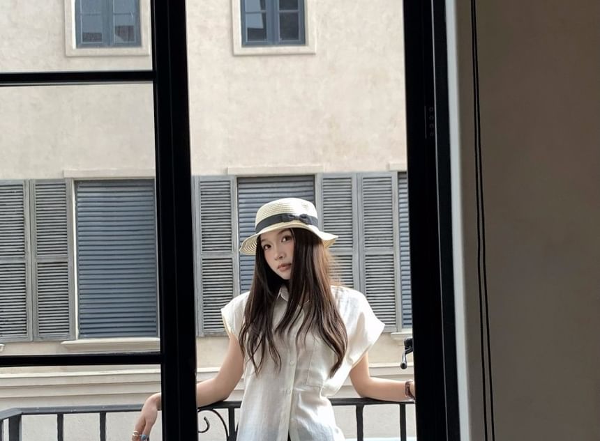 Short-Sleeve Shirt / High Waist Ruched Side-Slit Maxi Mermaid Skirt