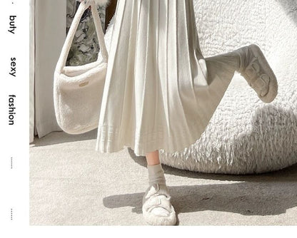 Plain Knit A-Line Midi Skirt