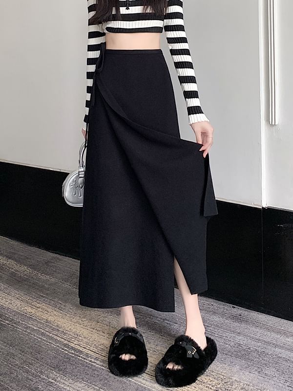 Tie-Side Slit High Rise Midi Knit Skirt