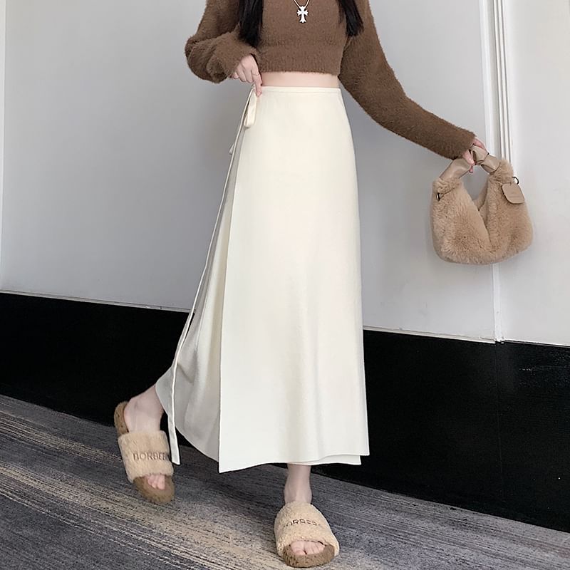 Tie-Side Slit High Rise Midi Knit Skirt