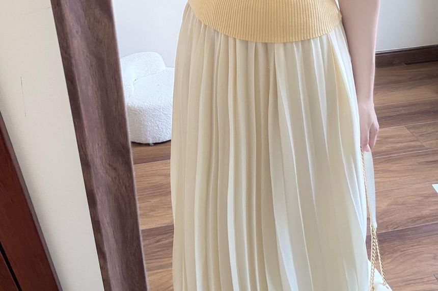 Crew Neck Ribbed Knit Top and Pleated A-Line Maxi Skirt
