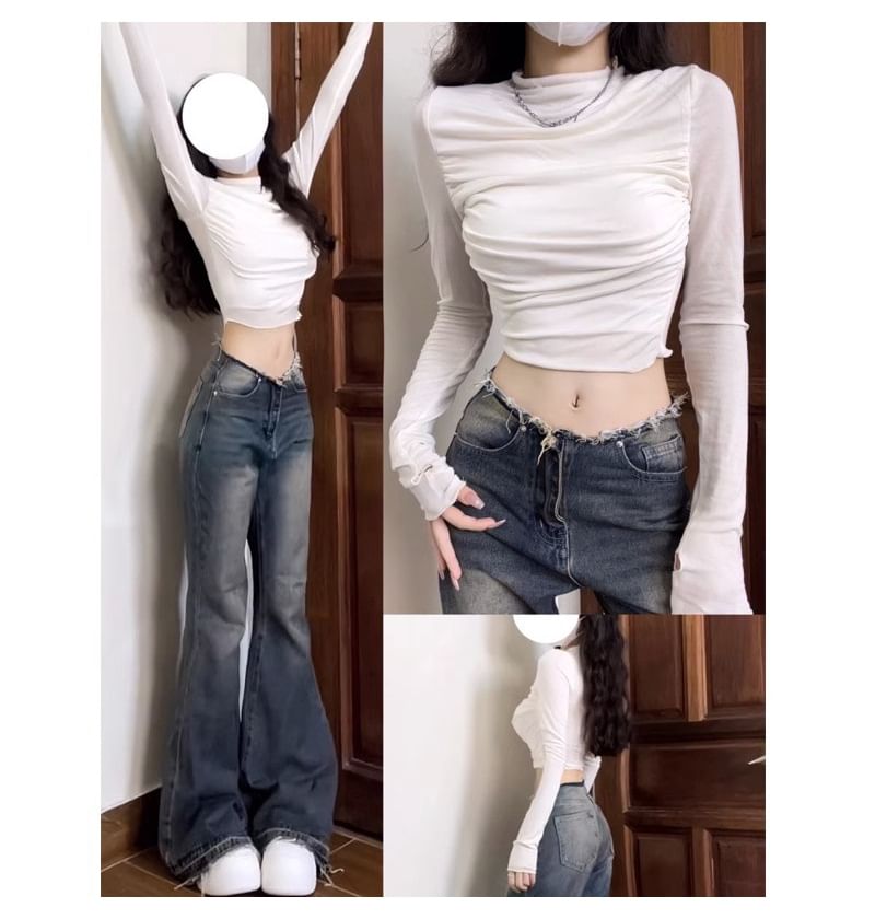 Mock-Neck Ruched Long-Sleeved Slim Cropped Tee