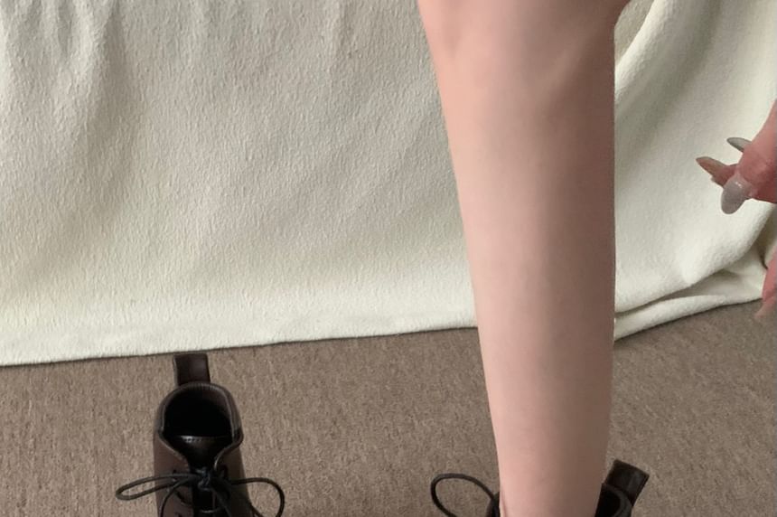 Chunky Heel Lace-Up Plain Faux Leather Short Boots