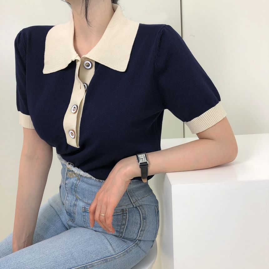 Contrast-Trim Collared Short-Sleeved Tee