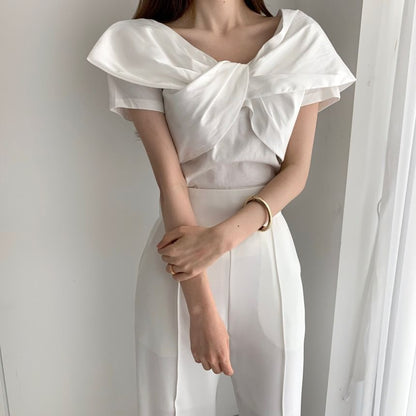 Short-Sleeved Knot-Front Plain Tee