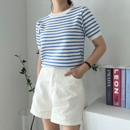 Striped Scallop-Trim Round-Neck Short-Sleeved Tee