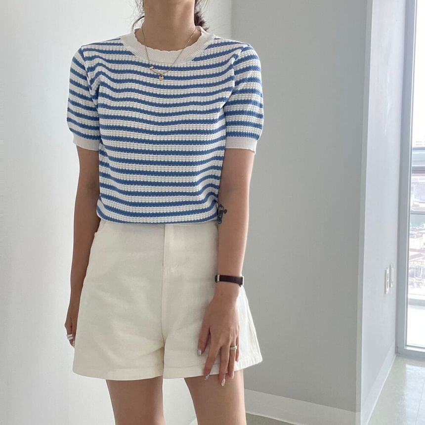 Striped Scallop-Trim Round-Neck Short-Sleeved Tee