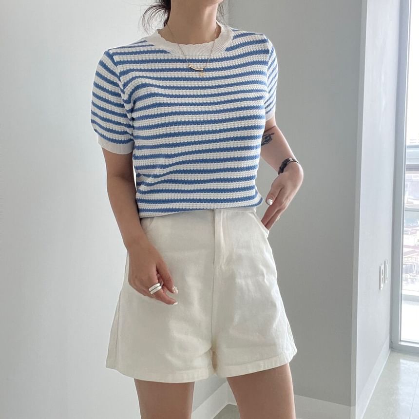 Striped Scallop-Trim Round-Neck Short-Sleeved Tee