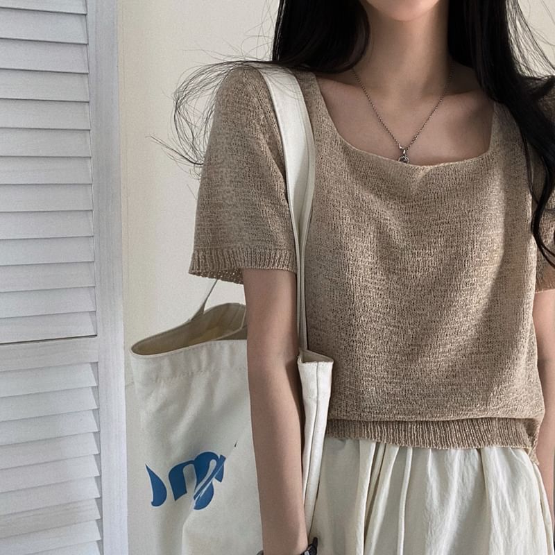 Plain Knitted Square-Neck Short-Sleeved Top