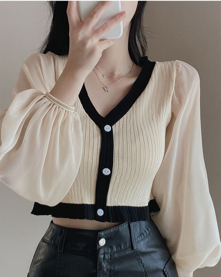 Plain Contrast-Trim Puff-Sleeved V-Neck Cropped Blouse