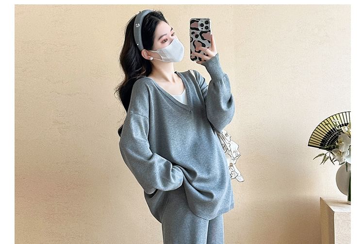 Maternity Knitted Two-Piece Sweater & Wide-Leg Pants Set