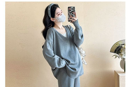 Maternity Knitted Two-Piece Sweater & Wide-Leg Pants Set
