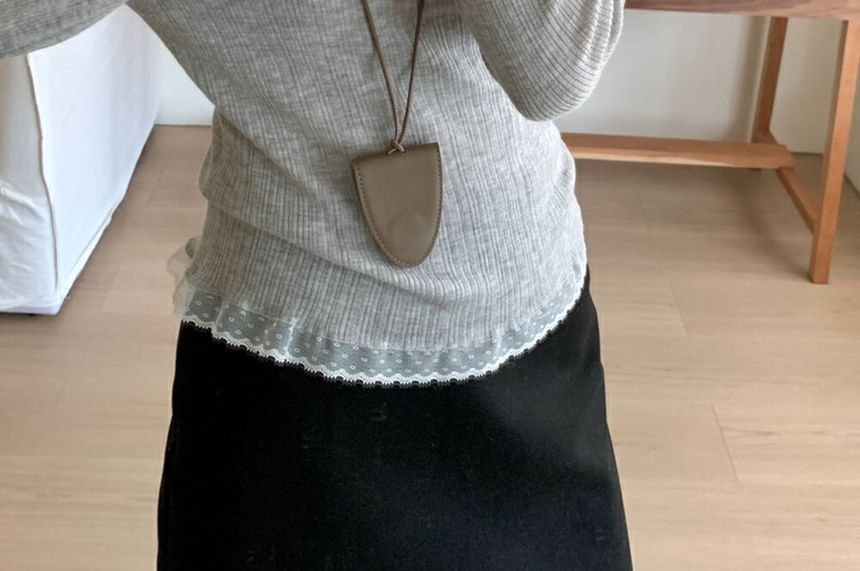 Lace-Trimmed Slim-Fit Crew-Neck Long-Sleeved Knit Top