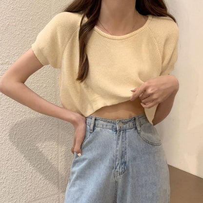 Mini Cropped Knit Top with Crew Neck, Short Sleeved, Solid