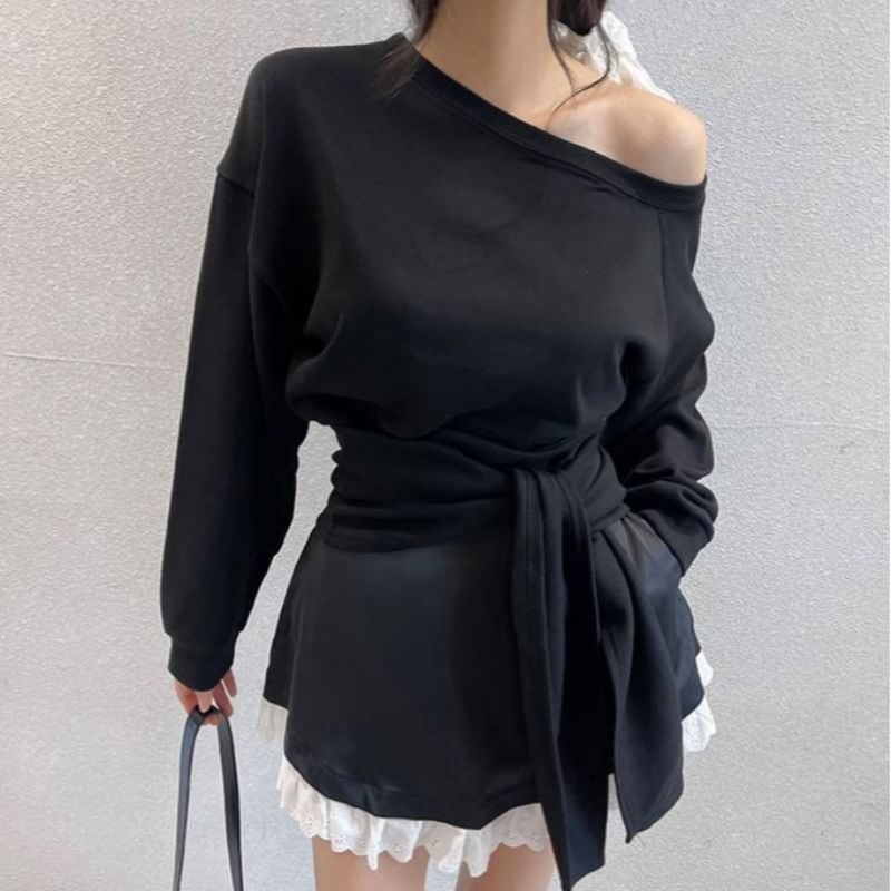 Boat-Neck Knotted Plain Pullover & Lace-Trimmed Mini Skirt