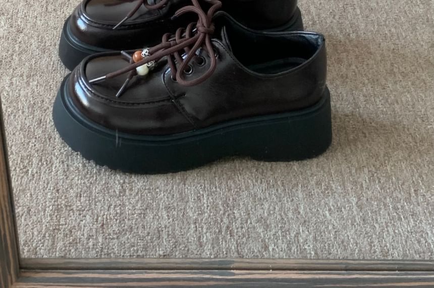 Faux Leather Platform Lace-Up Shoes