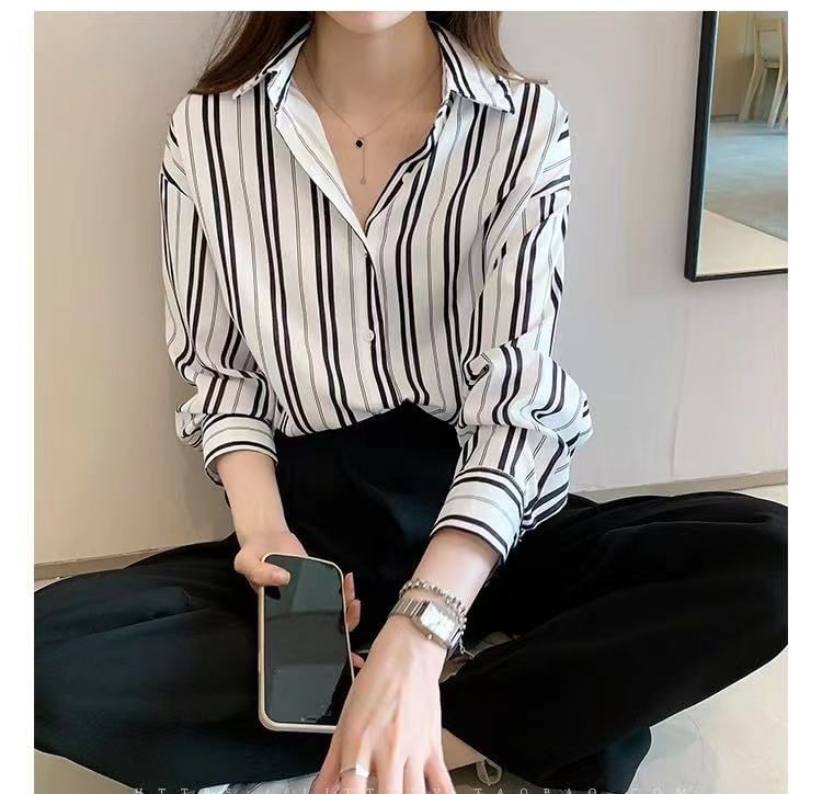 Striped Collared Long-Sleeved Shirt