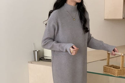Mock Neck Plain Maxi Sweater Dress
