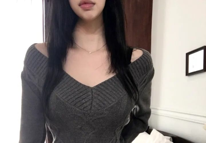 Cable-Knit V-Neck Plain Knitted Sweater