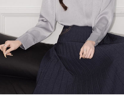 Plain V-Neck Tie-Up Satin Long-Sleeved Blouse