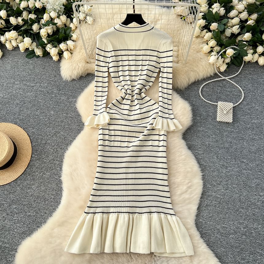 Long-Sleeve V-Neck Striped Maxi Mermaid Dress