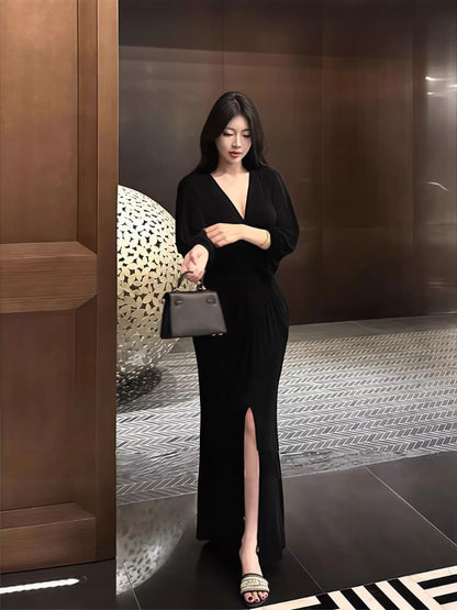 Long-Sleeve V-Neck Plain Ruched Slit Maxi Sheath Dress