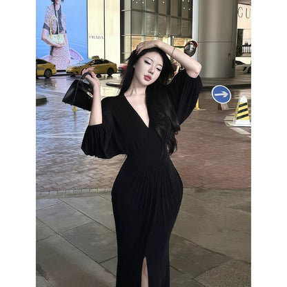 Long-Sleeve V-Neck Plain Ruched Slit Maxi Sheath Dress