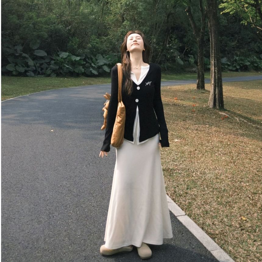 Long Sleeve V-Neck Mock Two Piece Button Slit Top