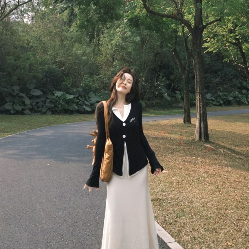 Long Sleeve V-Neck Mock Two Piece Button Slit Top